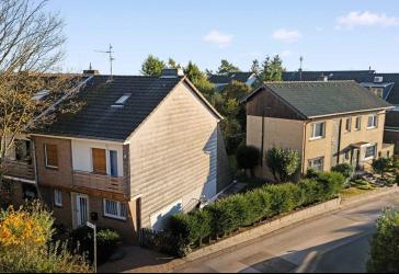 freistehendes EFH und Reihenendhaus auf einem Grundstück