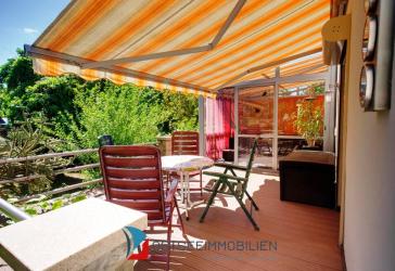 Wir erwarten Ihr Angebot: EFH, Souterrain m. Garage, Wfl. ca. 187 m², HWR, Hobby, Arb.-Zi., 2 Bäder -, 1 x Wanne, 1 x Dusche, Wi.-Gart., Terrasse, Ga