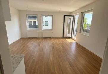 lichtdurchflutete 2 Zimmerwohnung in ruhiger Lage