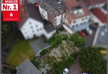 Historisches Wohn- und Geschäftshaus mit Baugrundstück in der Soester Brüderstraße
