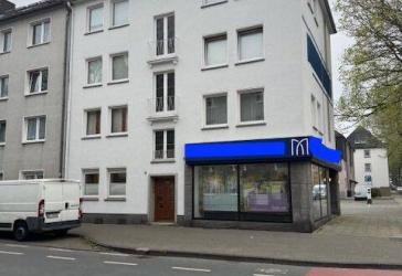 Gepflegtes 3-FH, oder Mehrgenerationen Haus mit einen Ladenlokal