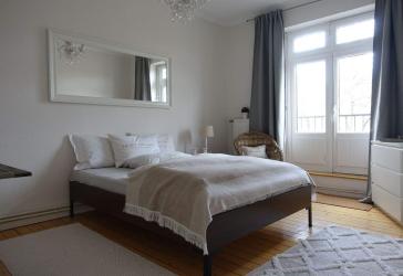 Furnished Flat with 3 bedrooms & 2 bathrooms