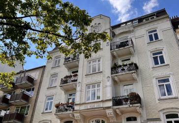 Charmante 4-Zimmer Eigentumswohnung mit Balkon in begehrter Lage von Eppendorf