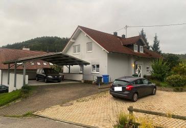 3,5-Zimmer-Wohnung mit Garage und Carport in naturnaher Lage von Stockach Mahlspüren i.T.