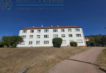 WINTERSALE - Vermietete helle Wohnung auf zwei Ebenen in Friedeburg