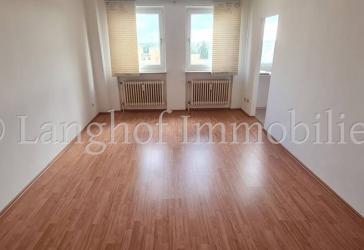 SOFORT BEZUGSFREI: Moderne 1-Zimmerwohnung in zentraler Lage mit TG-Stellplatz