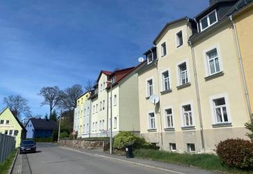 Mehrfamilienhaus in ruhiger Wohnlage am Stadtrand