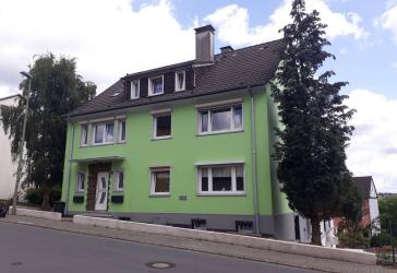 Dreifamilienhaus mit Gewerbeteil in Lüdenscheid - Staberg