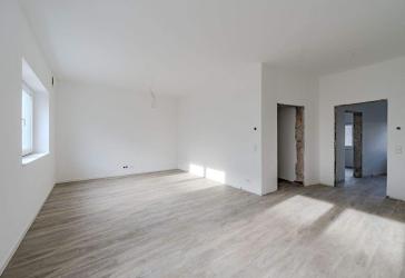 Nachhaltig & kernsaniert - 3 Zimmer in Bissingen.
