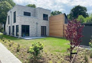 Hochwertig ausgestattetes 5 Zi.- Haus in Hamburg-Bergstedt zu vermieten