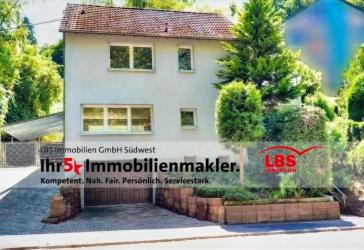Modernes, gemütliches Zuhause mit Kamin und Terrasse Nähe Uni Tarforst