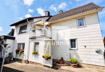 Teilsaniertes Einfamilienhaus mit Anbauten + Nebengebäude auf 1.600 m² Traumgartengrundstück