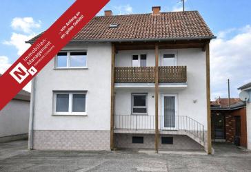 Freie Bahn für Ihre Ideen: Mehrfamilienhaus mit Potenzial auf knapp 1.000 m² Grundstück