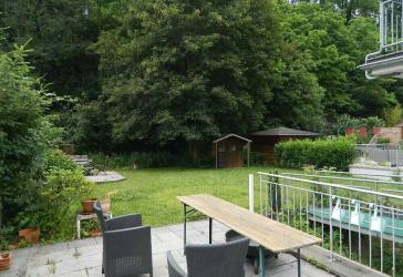 Modern und ruhig Wohnen in Frechen Grube Karl mit großem Garten und Garage!