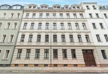 ALTBAUCHARME IM DOPPELPACK - Vermietetes Wohnungspaket mit langfristigem Potenzial