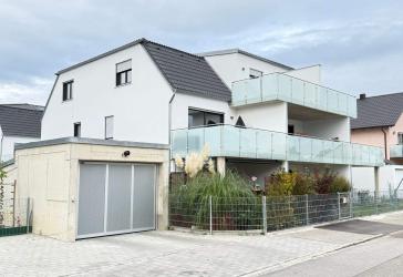 Neubau zum kleinen Preis- sofort beziehbar-großzügige 3 Zi. - DG - Wohnung in IN-Süd/Kothau