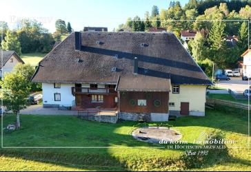 Doppelhof-Teil mit Tenne, Hobby-Stall & Werkstätten