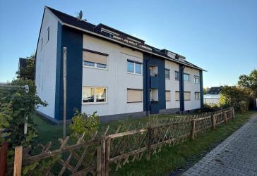 4 1/2-Räume mit Balkon und eigenem Kfz.-Stellplatz