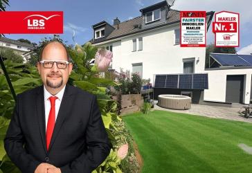 Kernsaniertes Einfamilienhaus mit liebevollem Garten, und Solarenergie