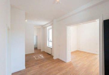 Großzügige 2,5-Zimmer-Wohnung mit Terrasse