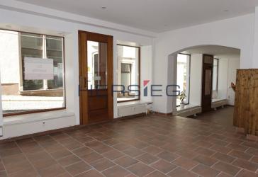 LADENLOKAL IM ZENTRUM