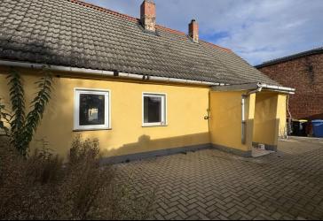 Ein Haus, so breit wie Deine Träume - Willkommen in Breitenhagen!