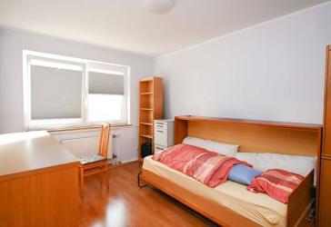 Kapitalanleger aufgepasst: Renditestarke 4-Zimmer-Wohnung mit weitem Blick ins Grüne!