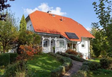 Ein Zuhause zum Ankommen - Stilvolles Einfamilienhaus mit großem Garten und unverbautem Ausblick