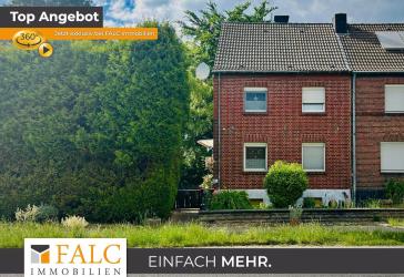Doppelhaushälfte mit Einliegerwohnung, Endarbeiten und einem weitläufigen Grundstück