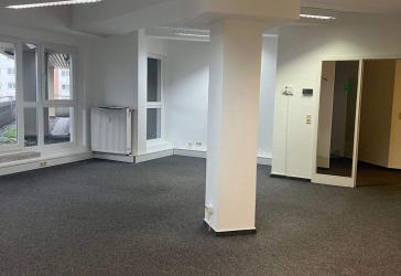 Moderne Büro- oder Praxisräume (41) im Stadtzentrum von Saarlouis - Ihr neuer Arbeitsplatz!