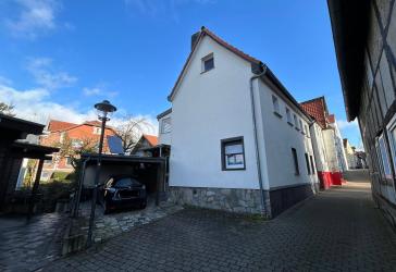 Zentral und modern