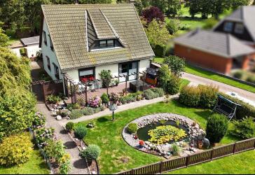 Vielseitiges Wohnen nahe Binz: Haus, Einliegerwohnung & Bungalow