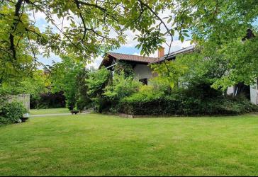 Traumhaus voller Flair - Preis Immobilie VB (Einbauküche/Inventar und PV-Anlage + ca.15.000€)