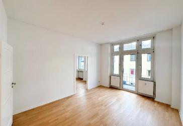 KREFELD-STADTMITTE: SCHÖNE 3-ZIMMER WOHNUNG ZU MIETEN!