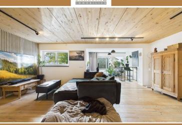 Variable DHH mit Potenzial: Zwei Wohneinheiten oder modernes Einfamilienhaus im Zentrum von Altdorf