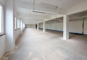 Zentrale Gewerbehalle im Gewerbepark Keplerstraße in Gera: ca. 270 m² für Lager, Werkstatt oder individuelle Nutzung!