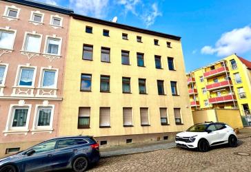 saniert und voll vermietet - attraktives Mehrfamilienhaus in Magdeburg zu verkaufen