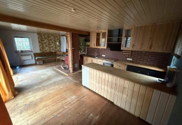 Haus direkt am Wald mit Pool