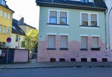 Mehrfamilienhaus in Völklingen zu verkaufen.