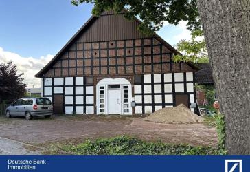 Ideal für Handwerker! Historisches Landhaus mit drei Wohneinheiten