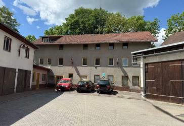 Gewerbeareal mit vielseitiger Nutzung und laufendem Mietverhältnis in Gera,