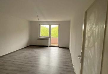 bezugsfertig: 3-Zimmer-Wohnung in Plettenberg mit Balkon