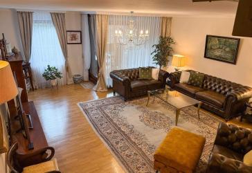 Attraktive 3,5-Zimmer-Wohnung in Düsseldorf-Grafenberg mit großzügiger Terrasse ohne Maklerprovision