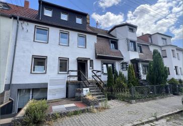 Familienfreundliches Reihenmittelhaus mit 5 Zimmern und großem Garten in Leipzig-Wiederitzsch