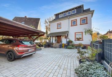 Stilvoll modernisierte Stadtvilla in Landau