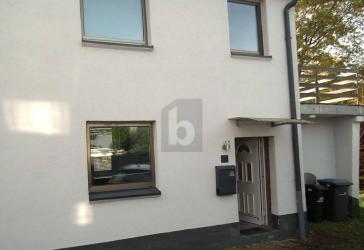 KLEINES HAUS 80 M² *** LIEBEVOLL RENOVIERT