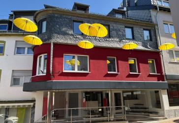 **Wohn- und Geschäftshaus in 1A Lage von Prüm mit Dachterrasse**