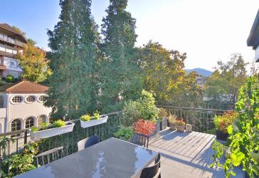 Exklusive Maisonette-Wohnung mit Stil, Charme und lichtdurchfluteter Terrasse in elegantem Ambiente