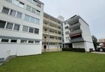 ST/IMMO - Haar, renovierungsbedürftige 3-Zimmer Etagenwohnung mit günstigem Erbpachtzins