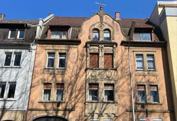 Mehrfamilienhaus mit Scheune, Schmiede und Pferdekoppel (Bauplatz)